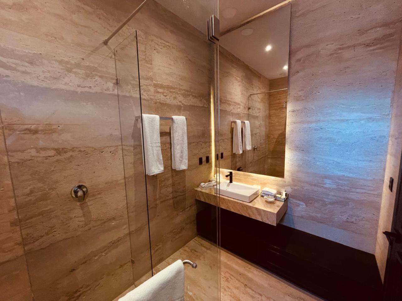 Casa Raices Hotel Luxury & Vinedo Los Galvanes Exterior photo